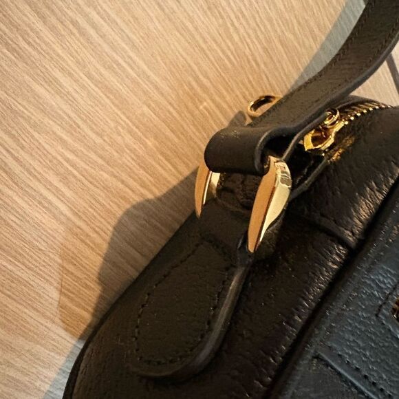 Brand new Gucci crossbody with dustbag and box Black Leather - Picture 5 of 10